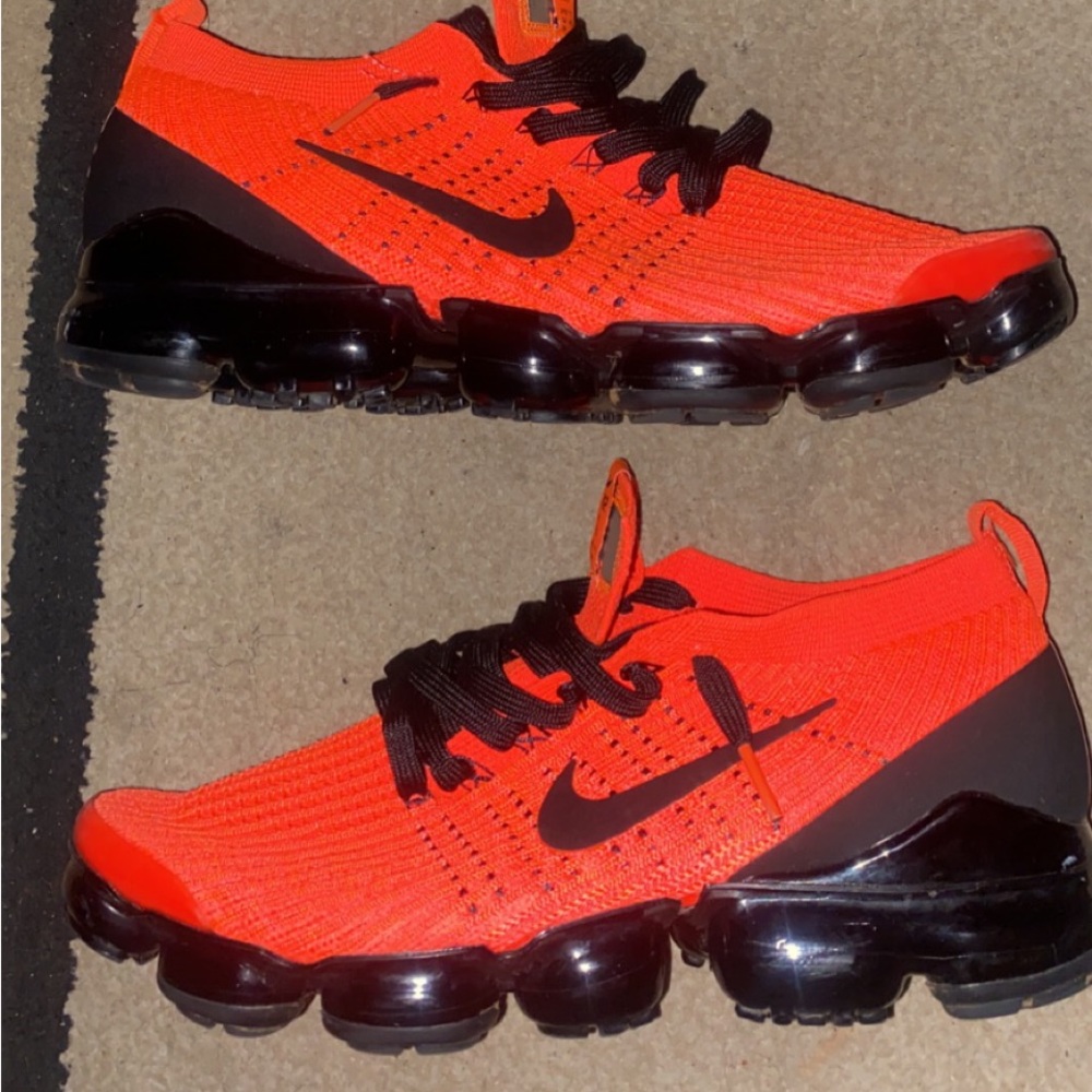 Nike Vapormax 3.0 “Flash Crimson”